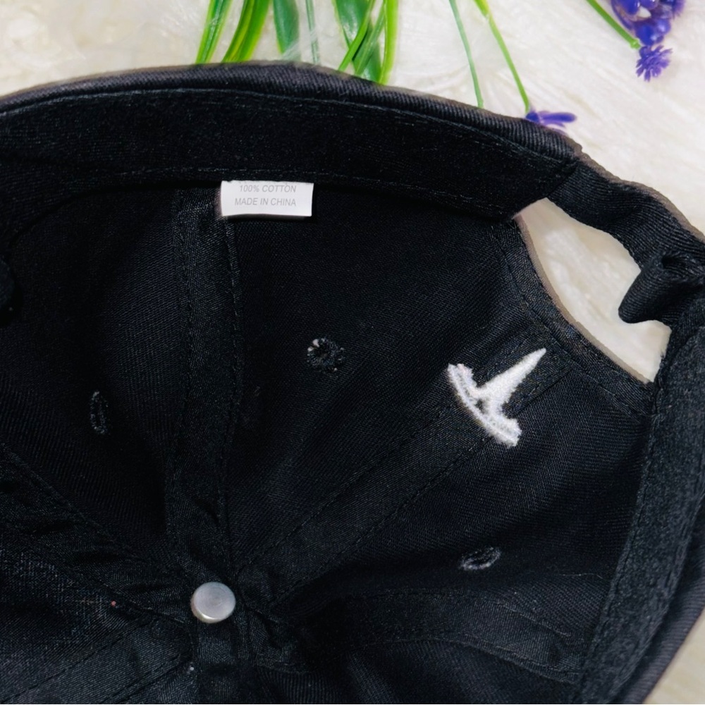 Tesla Baseball Cap - Picture 5 of 5